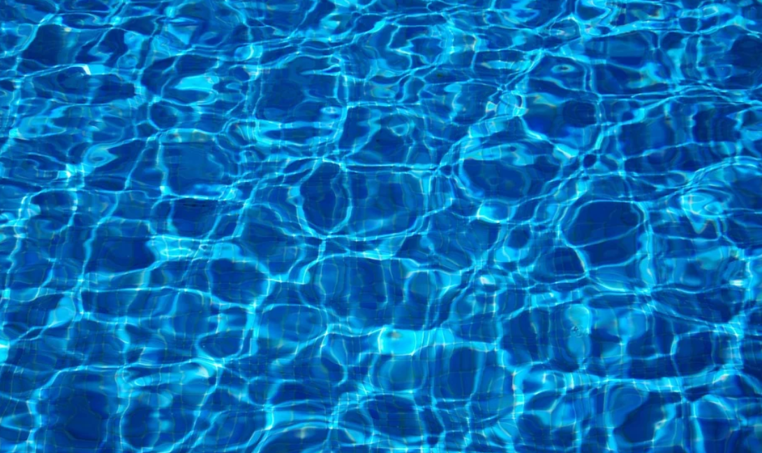 bazénová voda
